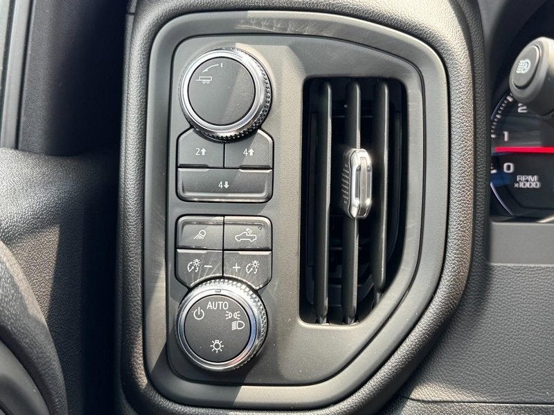 2025 GMC Sierra 3500 HD Pro