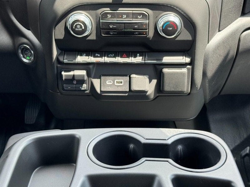 2025 GMC Sierra 3500 HD Pro