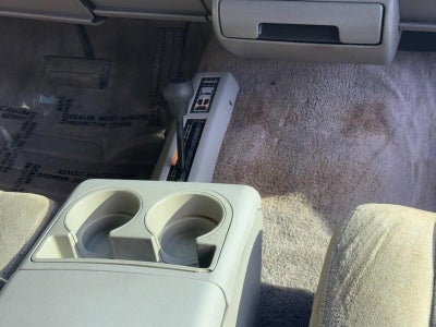 1994 GMC Sierra 1500 REG CAB 4WD 133WB