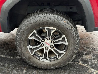 2024 GMC Canyon AT4