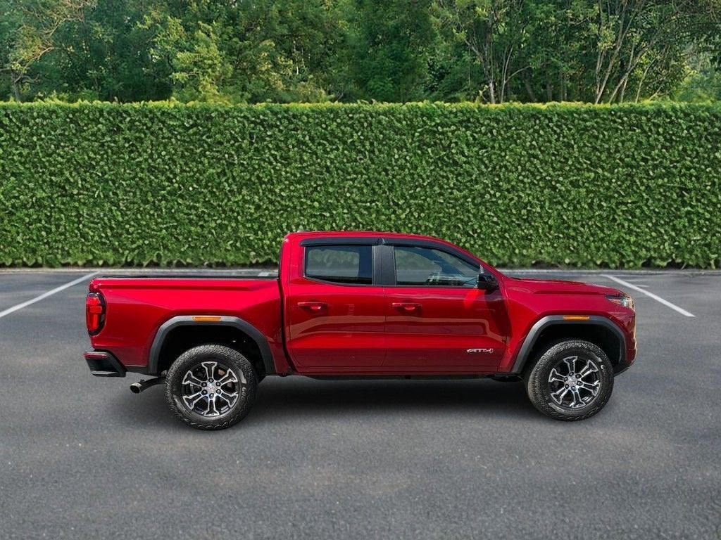 2023 GMC Canyon AT4