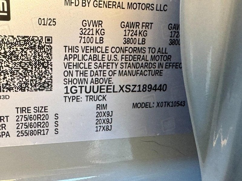 2025 GMC Sierra 1500 AT4