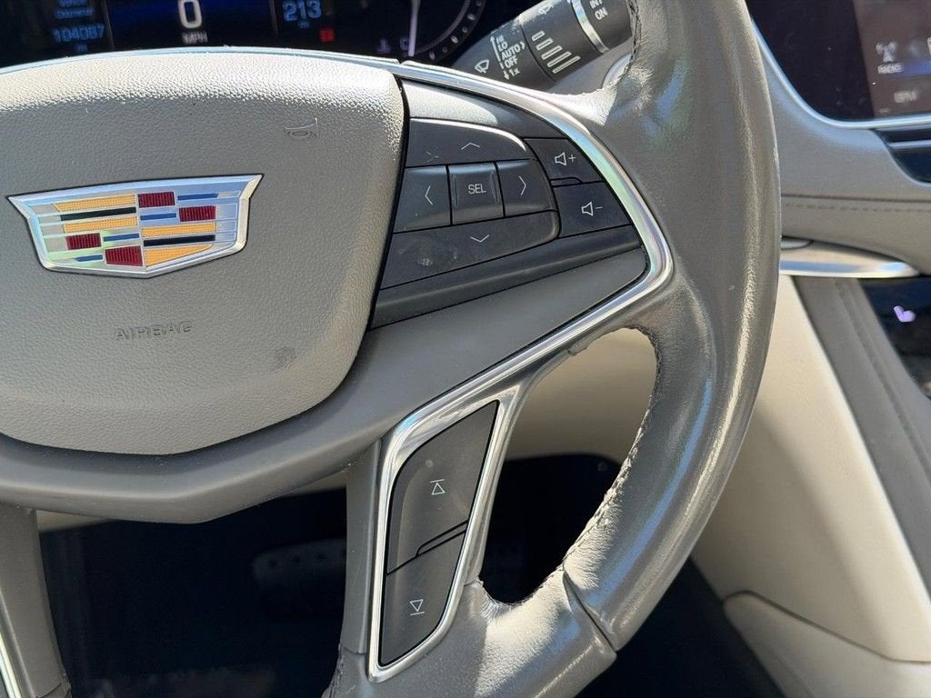 2019 Cadillac XT5 Luxury FWD