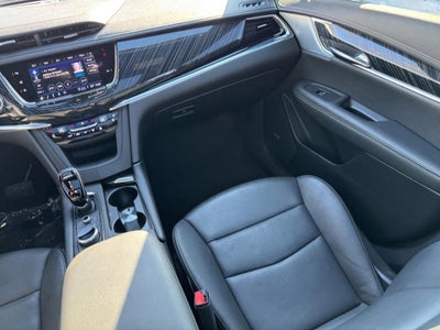 2023 Cadillac XT6 Premium Luxury
