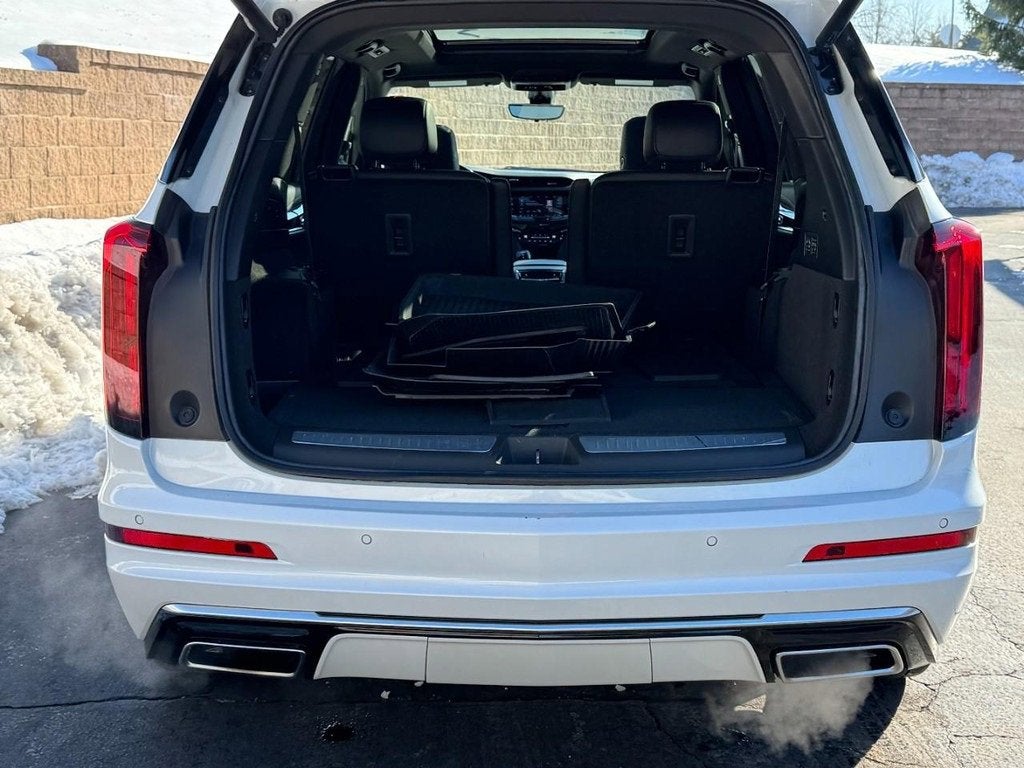 2023 Cadillac XT6 Premium Luxury