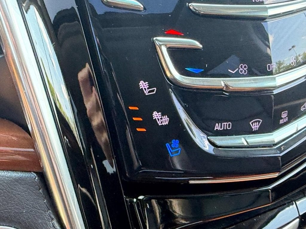 2019 Cadillac Escalade Luxury