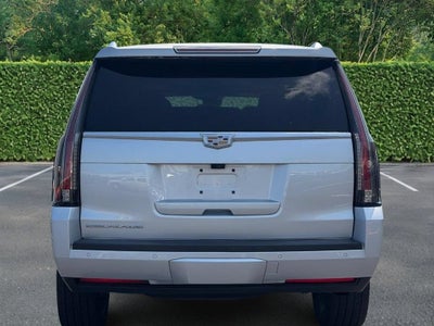 2019 Cadillac Escalade Luxury