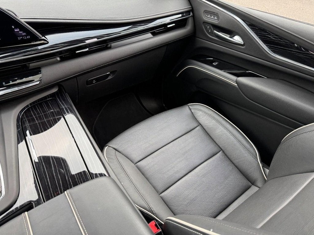 2023 Cadillac Escalade ESV Sport