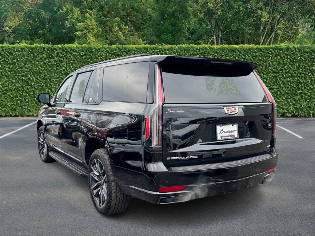 2023 Cadillac Escalade ESV Sport