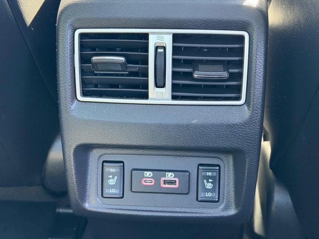 2023 Nissan Maxima SL