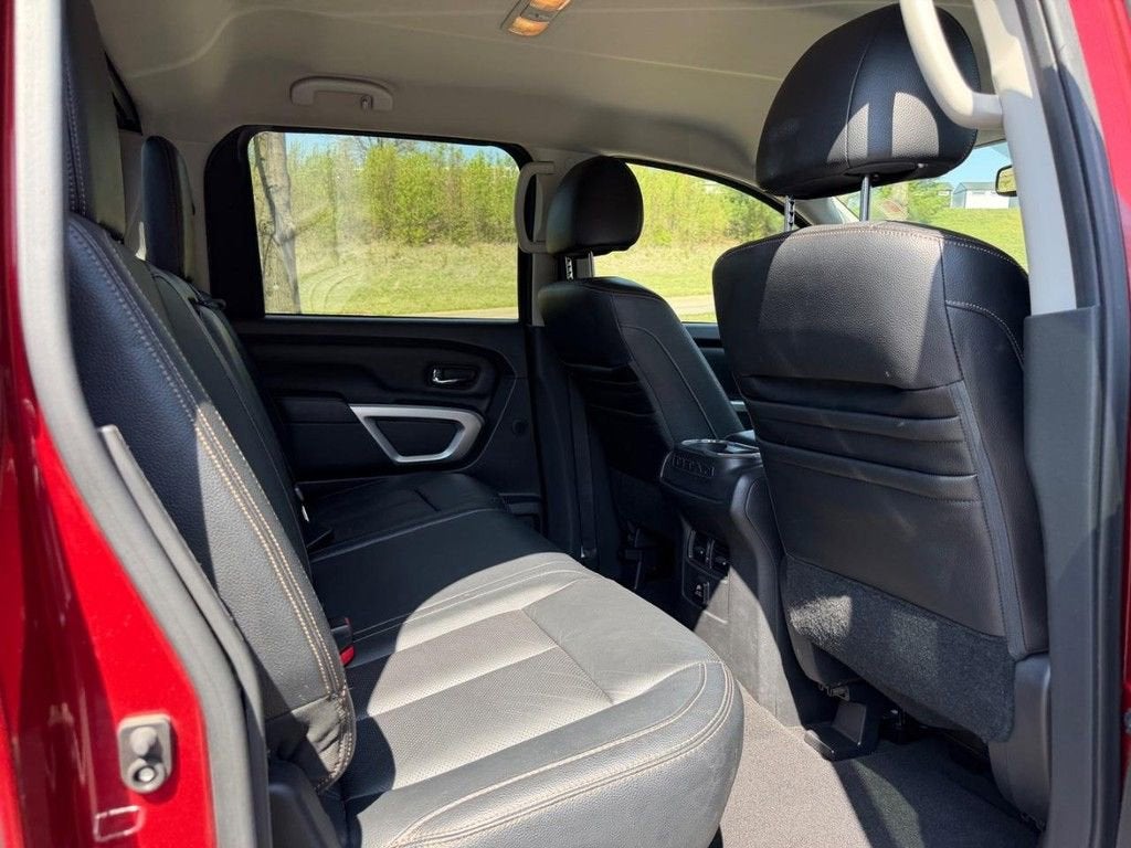 2017 Nissan Titan XD SL