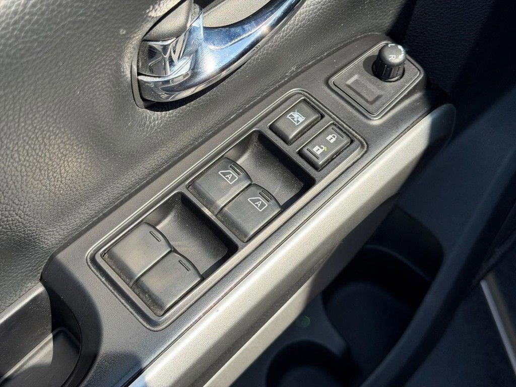 2017 Nissan Titan XD SL