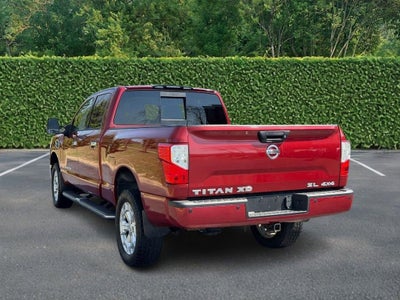 2017 Nissan Titan XD SL