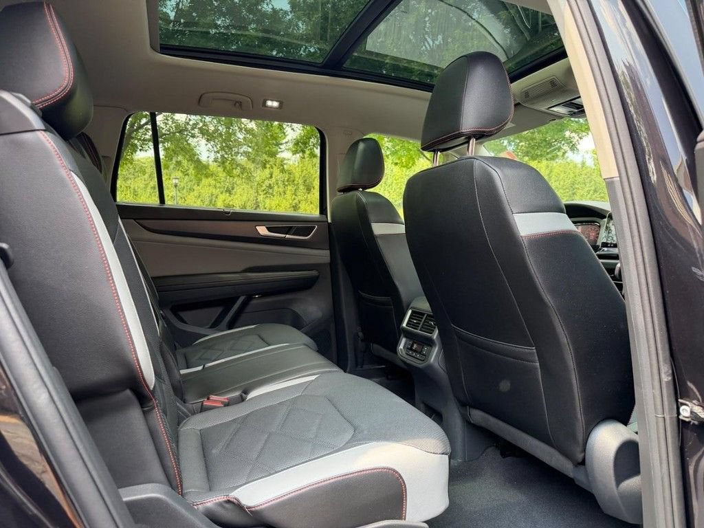 2025 Volkswagen Atlas 2.0T Peak Edition