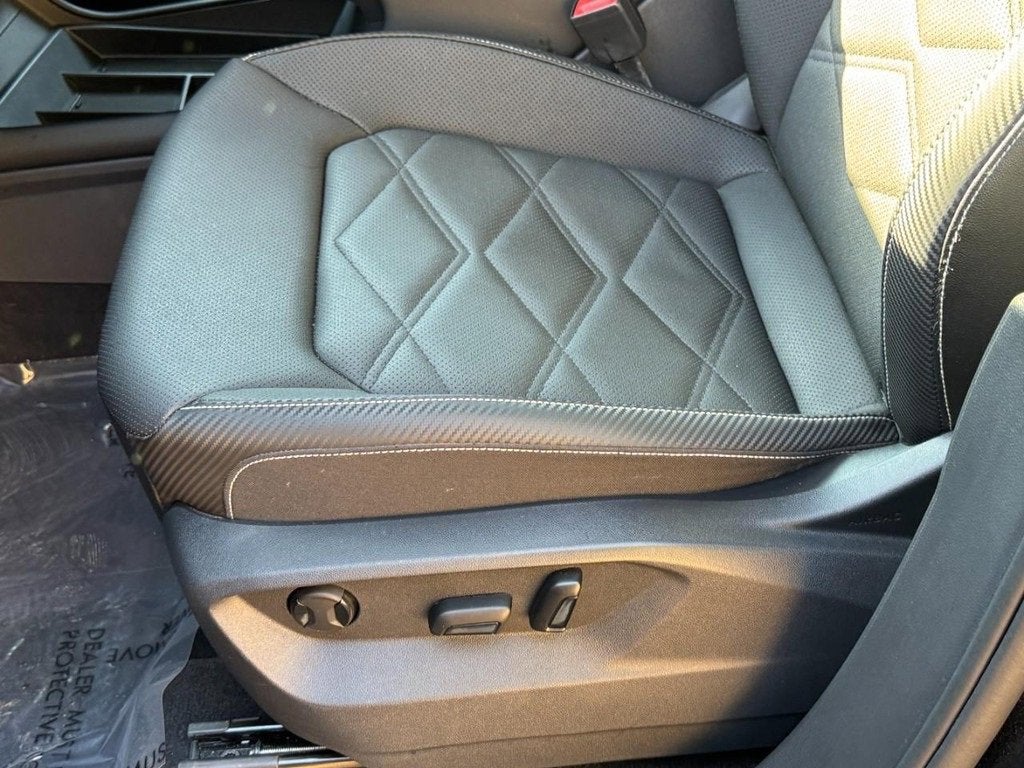 2024 Volkswagen Atlas Cross Sport 2.0T SE