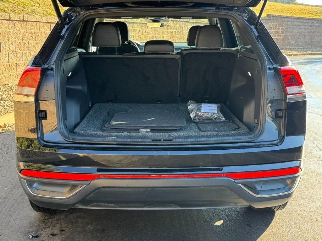 2024 Volkswagen Atlas Cross Sport 2.0T SE