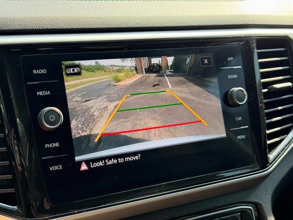 2023 Volkswagen Atlas 3.6L V6 SE w/Technology