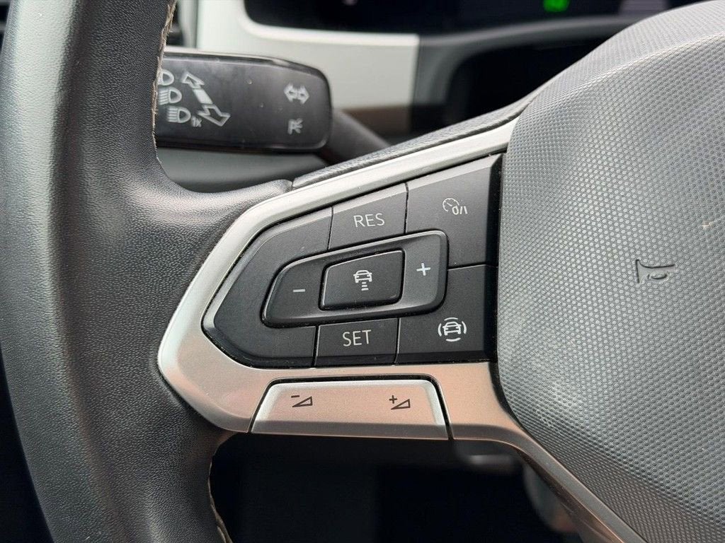 2022 Volkswagen Atlas 2.0T SE w/Technology