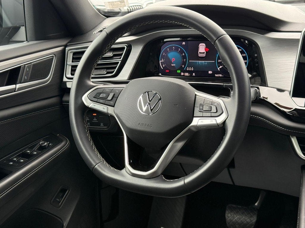 2026 Volkswagen Atlas Cross Sport 2.0T SE w/Technology