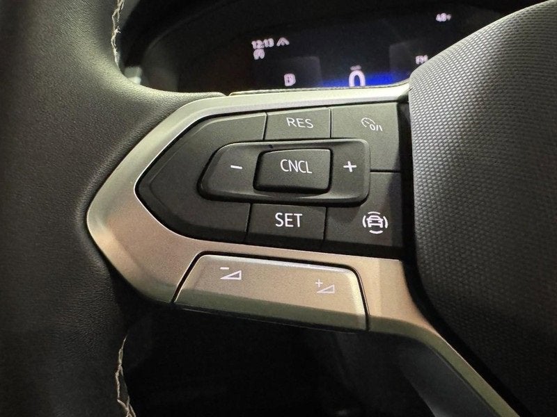 2023 Volkswagen Atlas 2.0T SE