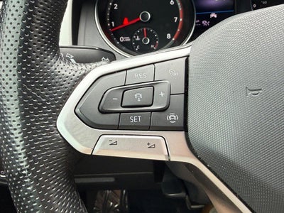 2021 Volkswagen Atlas Cross Sport 3.6L V6 SE w/Technology R-Line