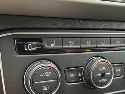 2021 Volkswagen Atlas Cross Sport 3.6L V6 SE w/Technology R-Line