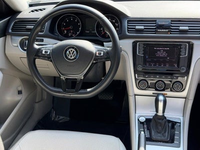 2019 Volkswagen Passat 2.0T Wolfsburg Edition