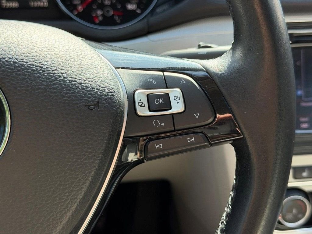 2019 Volkswagen Passat 2.0T Wolfsburg Edition