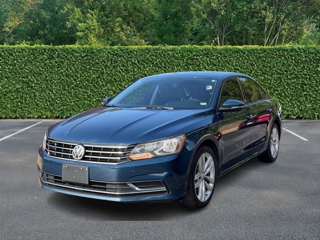 2019 Volkswagen Passat 2.0T Wolfsburg Edition