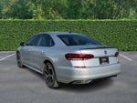 2020 Volkswagen Passat 2.0T R-Line