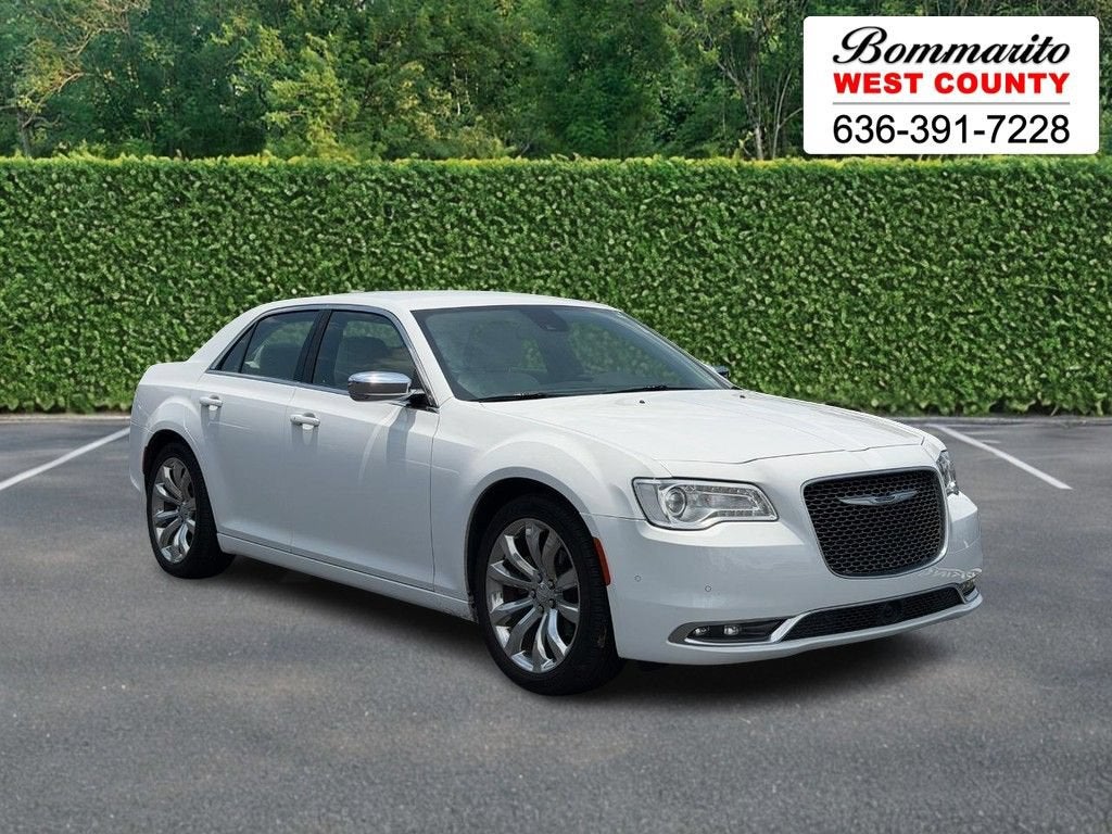 2021 Chrysler 300 Touring L
