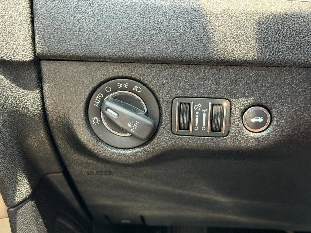 2021 Chrysler 300 Touring L