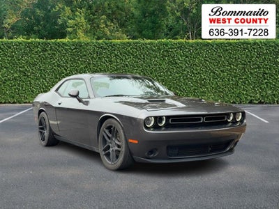 2016 Dodge Challenger SXT