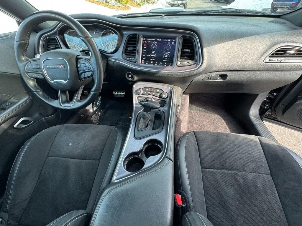 2018 Dodge Challenger 392 Hemi Scat Pack Shaker