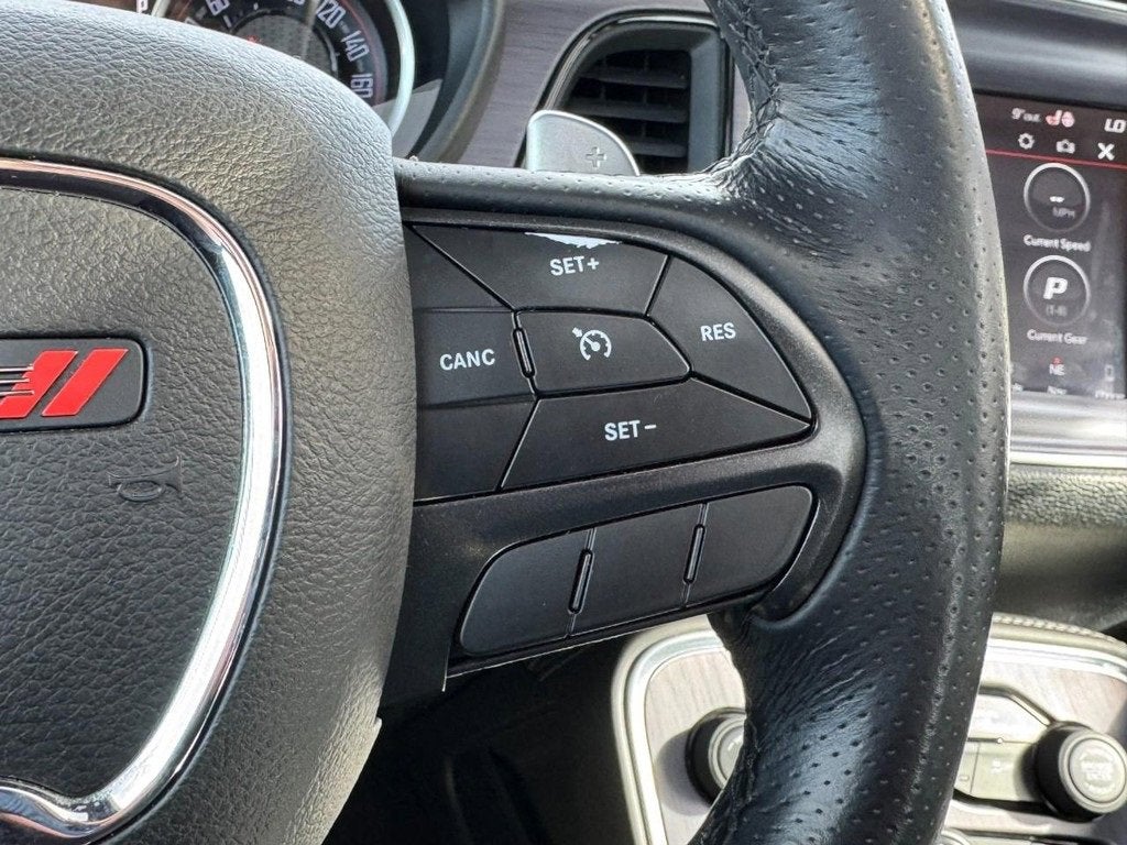 2018 Dodge Challenger 392 Hemi Scat Pack Shaker