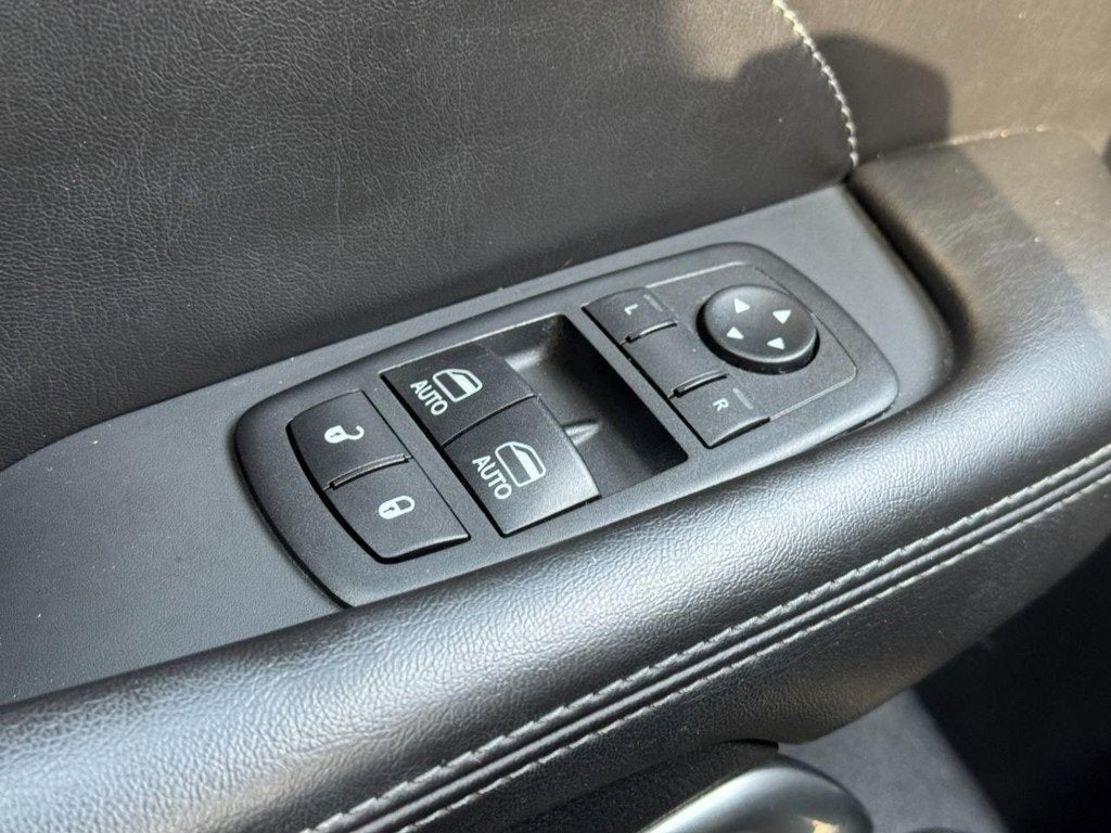 2018 Dodge Challenger 392 Hemi Scat Pack Shaker