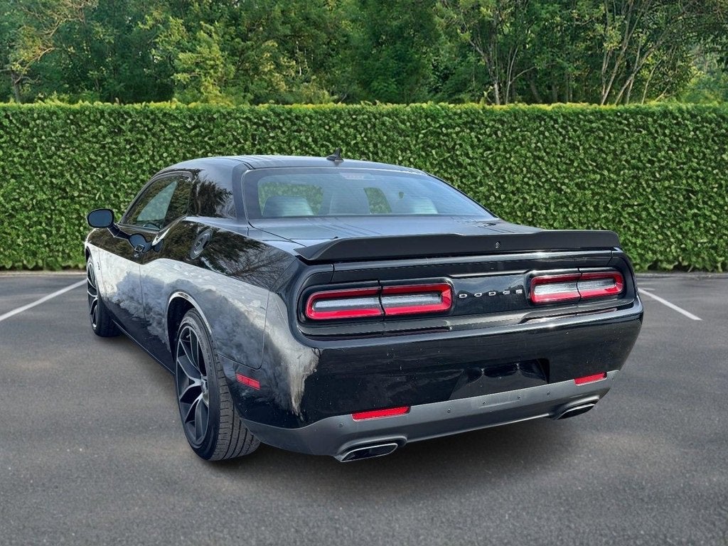 2018 Dodge Challenger 392 Hemi Scat Pack Shaker