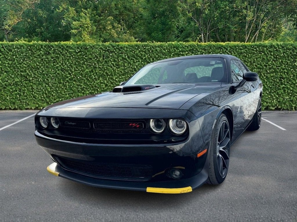 2018 Dodge Challenger 392 Hemi Scat Pack Shaker
