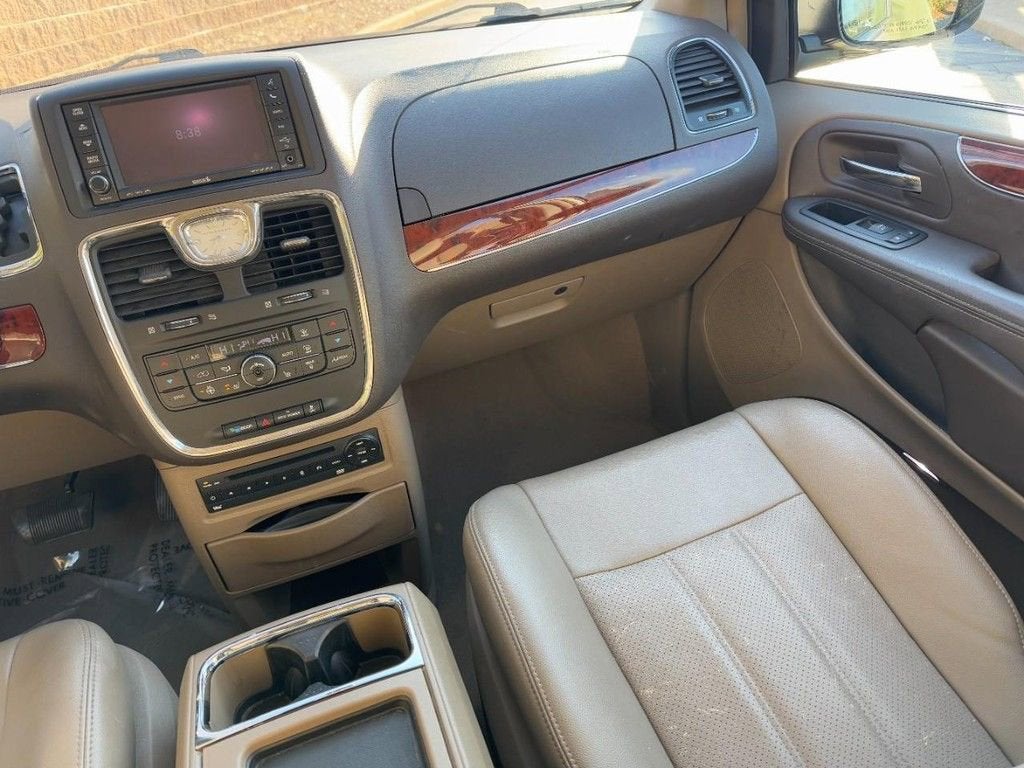 2012 Chrysler Town & Country Touring-L