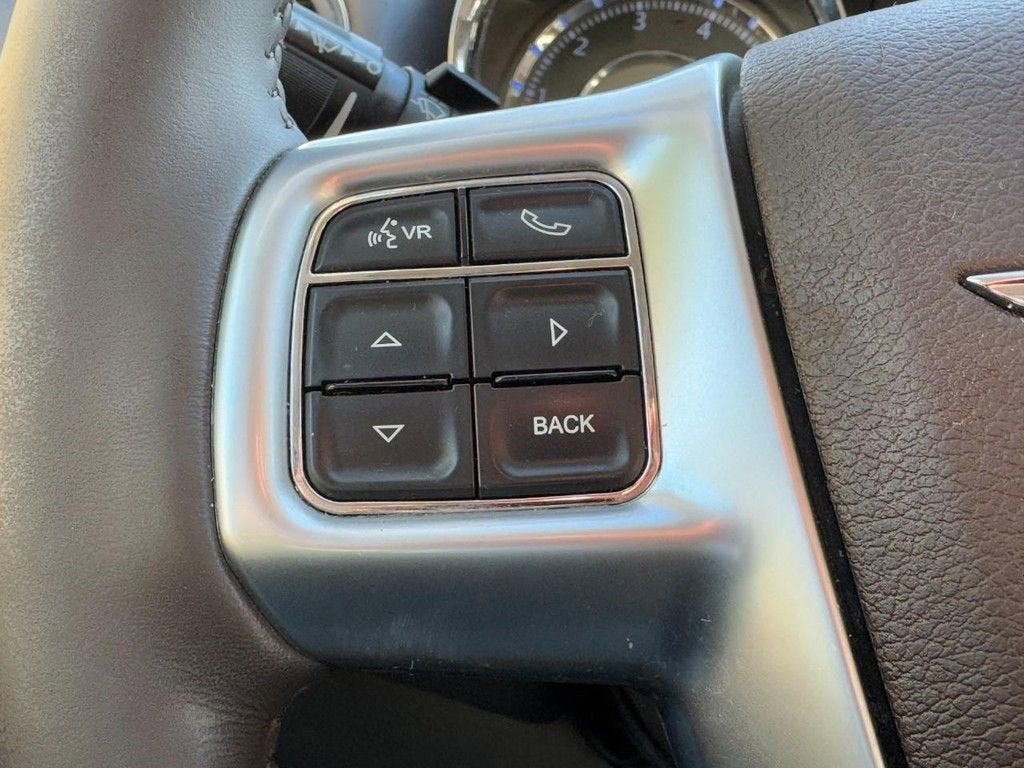 2012 Chrysler Town & Country Touring-L