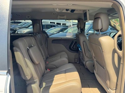 2015 Chrysler Town & Country Touring-L