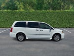 2015 Chrysler Town & Country Touring-L