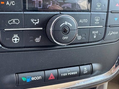 2015 Chrysler Town & Country Touring-L