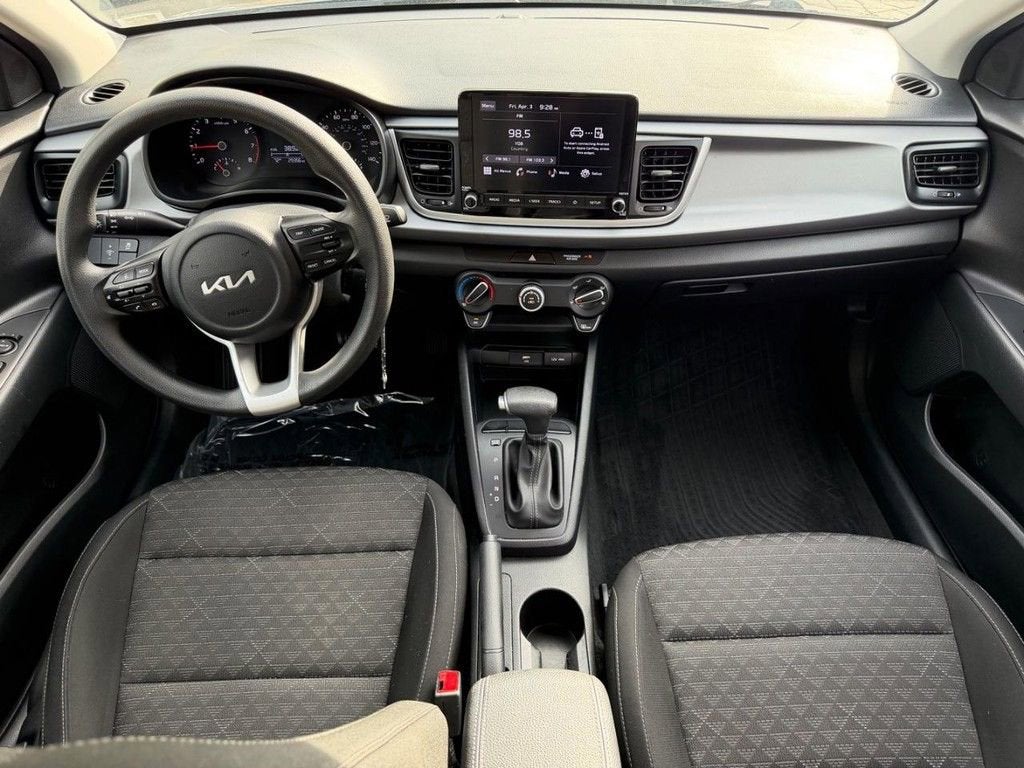 2022 Kia Rio S