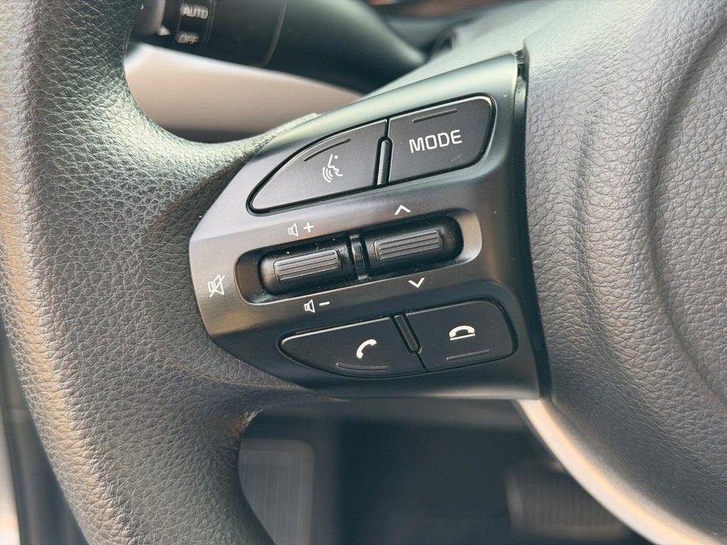 2022 Kia Rio S
