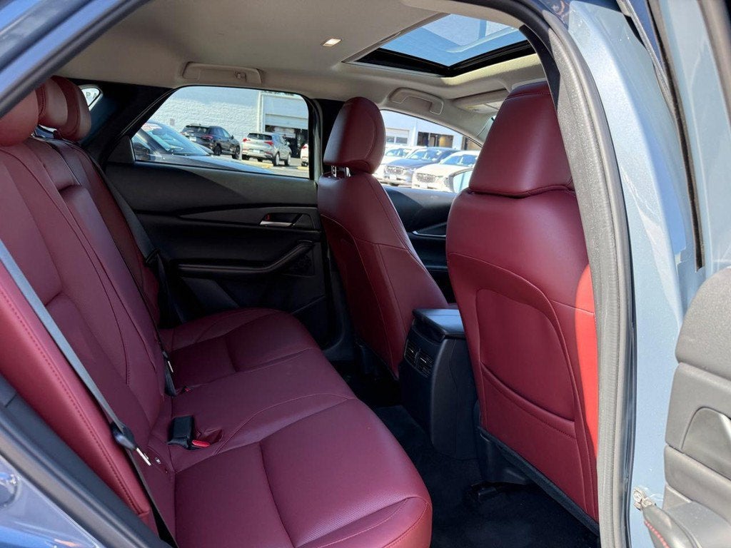 2026 Mazda Mazda CX-30 2.5 S Carbon Edition