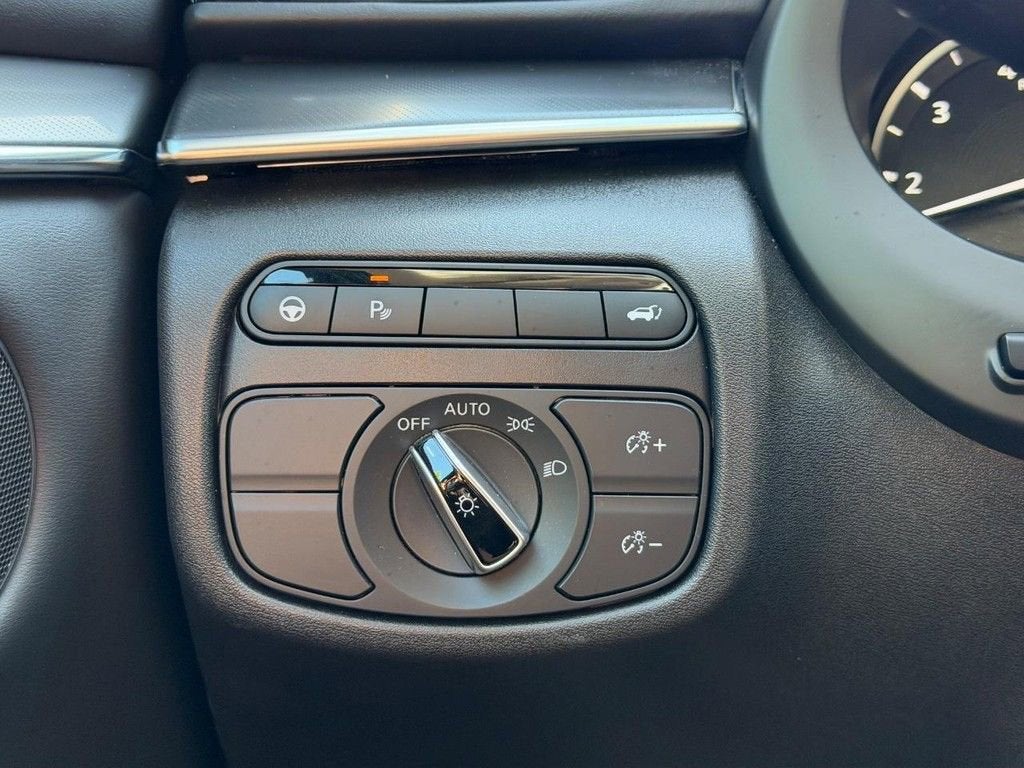 2025 INFINITI QX50 PURE