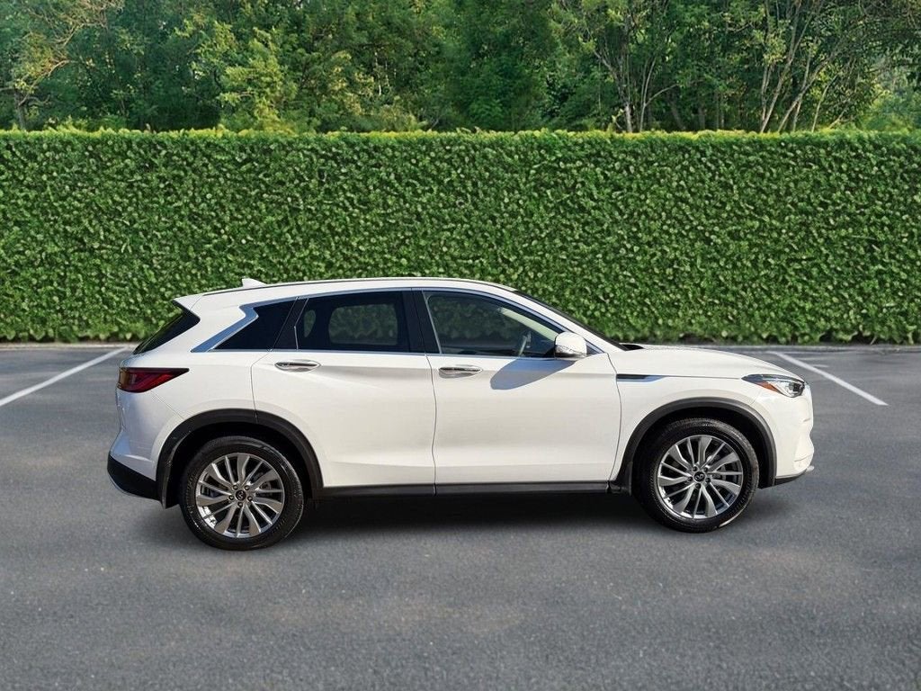 2025 INFINITI QX50 PURE