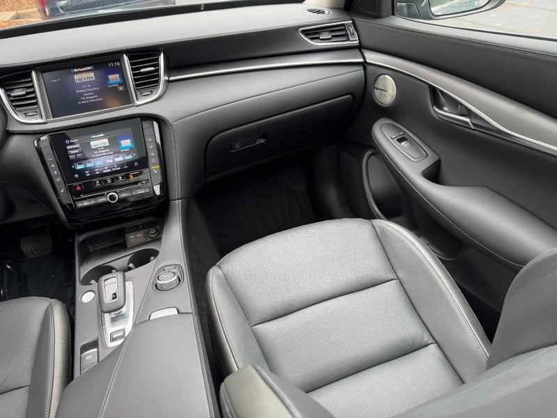 2025 INFINITI QX50 LUXE