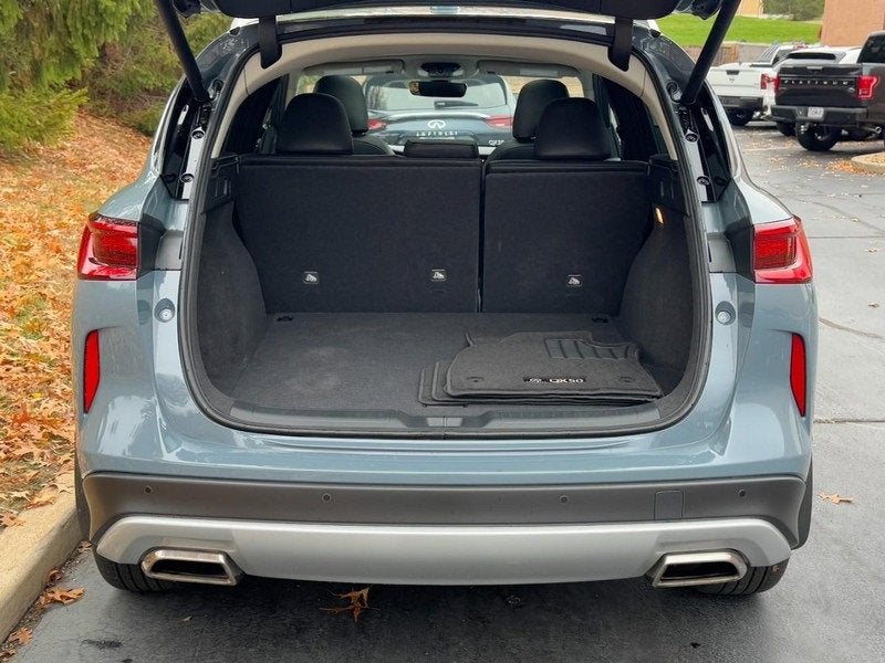 2025 INFINITI QX50 LUXE